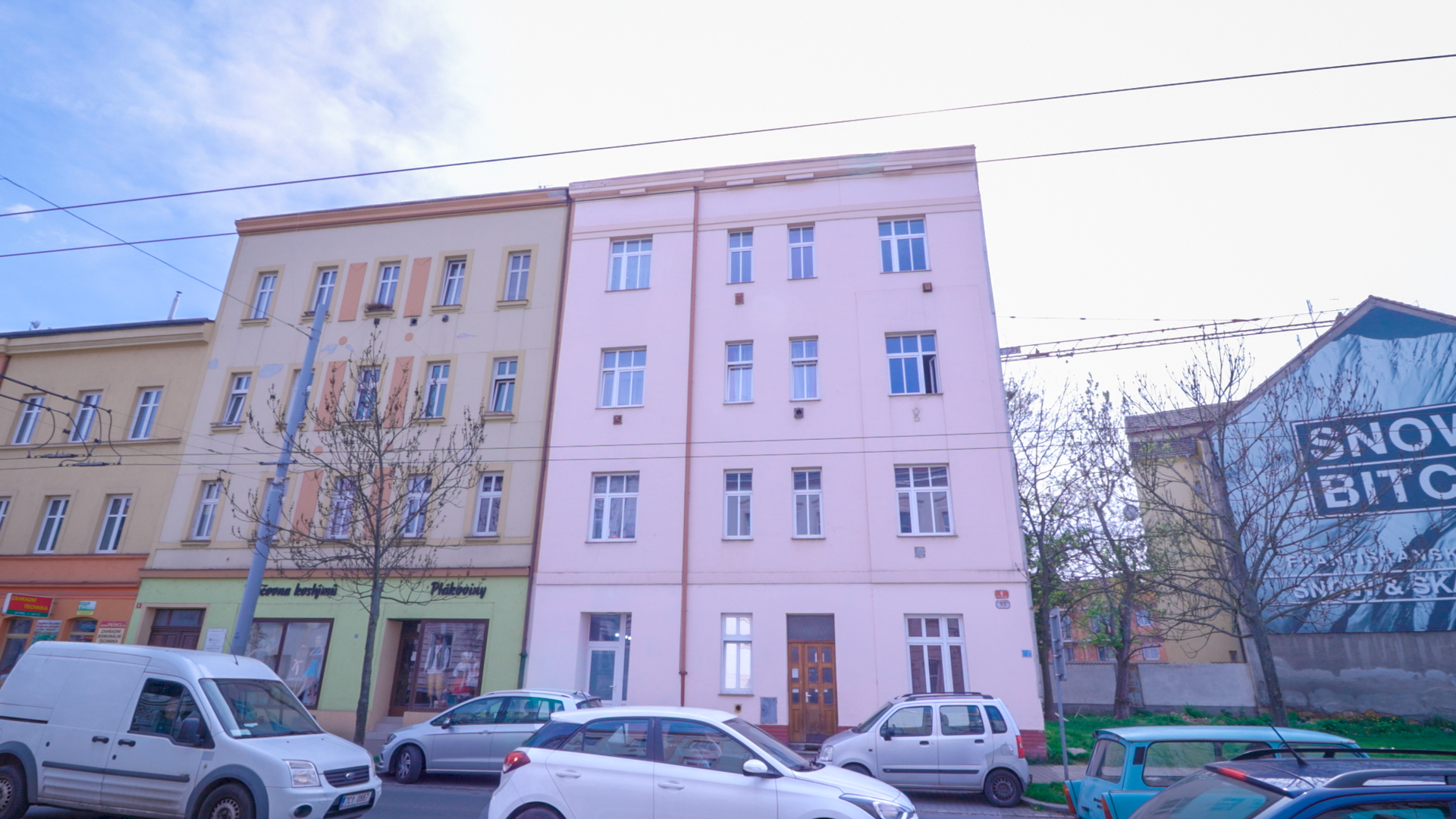 Projekt Koterovská Apartments - fotografie č. 1